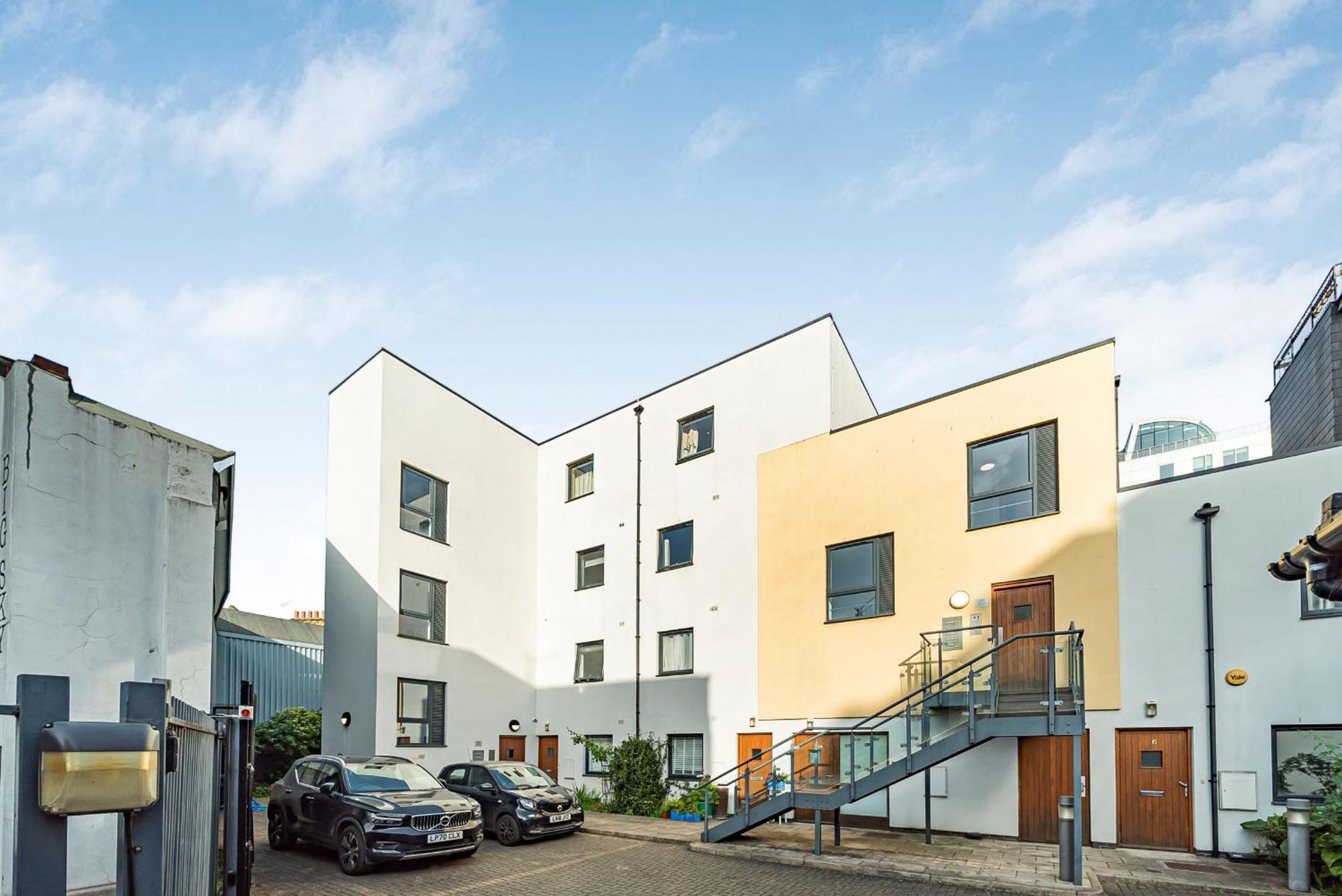 King'S Cross - 2Br With Terrace - Cityapartmentstay London Exterior photo
