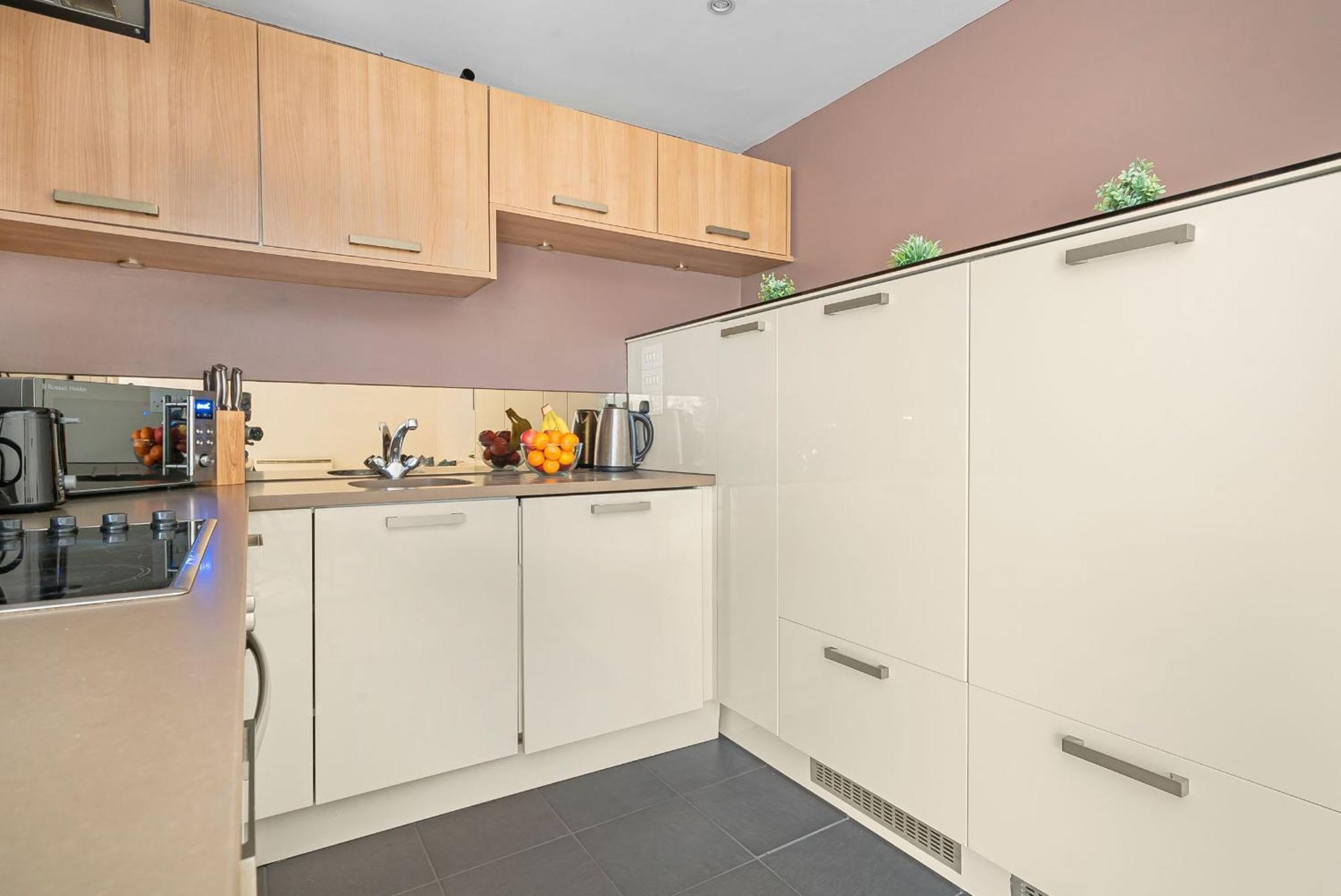 King'S Cross - 2Br With Terrace - Cityapartmentstay London Exterior photo