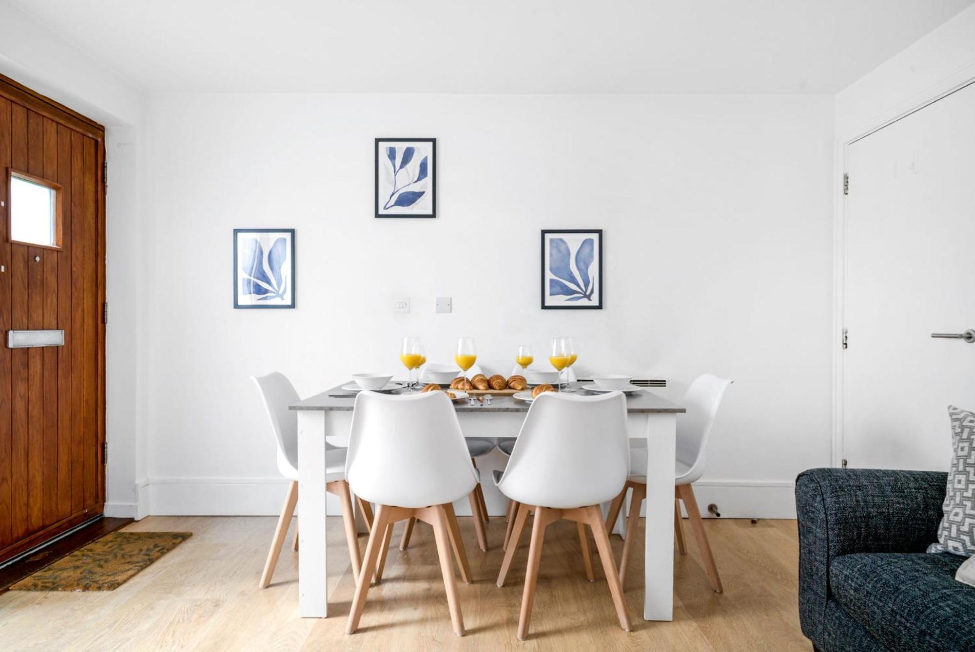 King'S Cross - 2Br With Terrace - Cityapartmentstay London Exterior photo