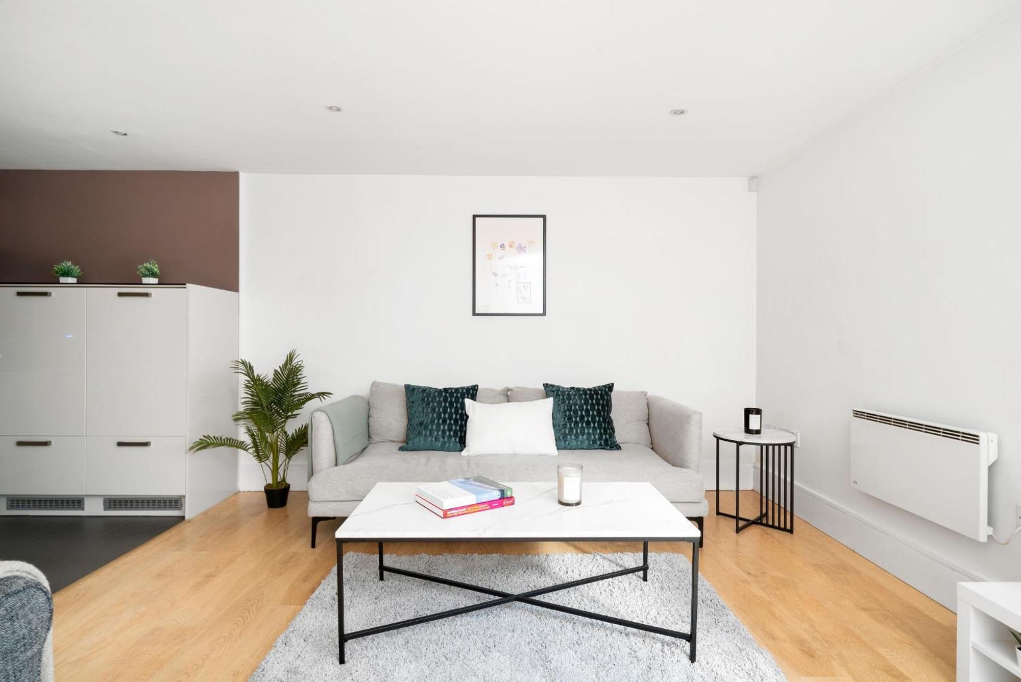King'S Cross - 2Br With Terrace - Cityapartmentstay London Exterior photo