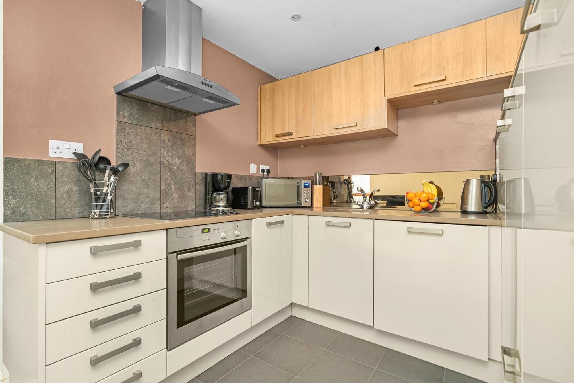 King'S Cross - 2Br With Terrace - Cityapartmentstay London Exterior photo